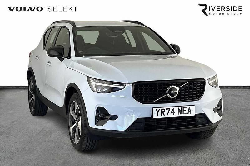 Blue Used 2024 Volvo XC40 Plus SUV | £31,500 (Fair price) - Image 1/4