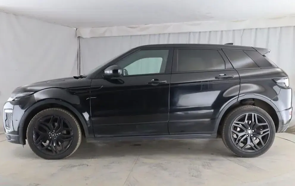 Używany Land Rover Range Rover evoque HSE Dynamic 2017 Czarny Kombi