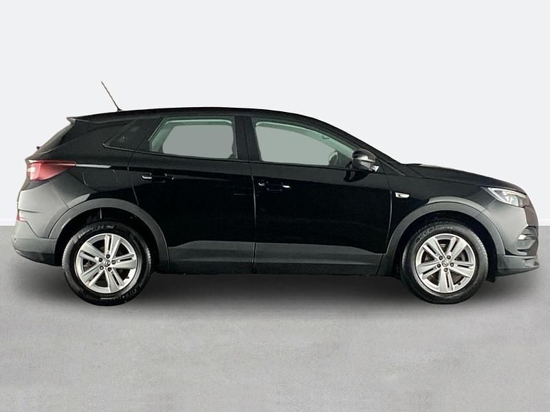Used Vauxhall Grandland X S 130 HP (95 kW) 2019 Black SUV
