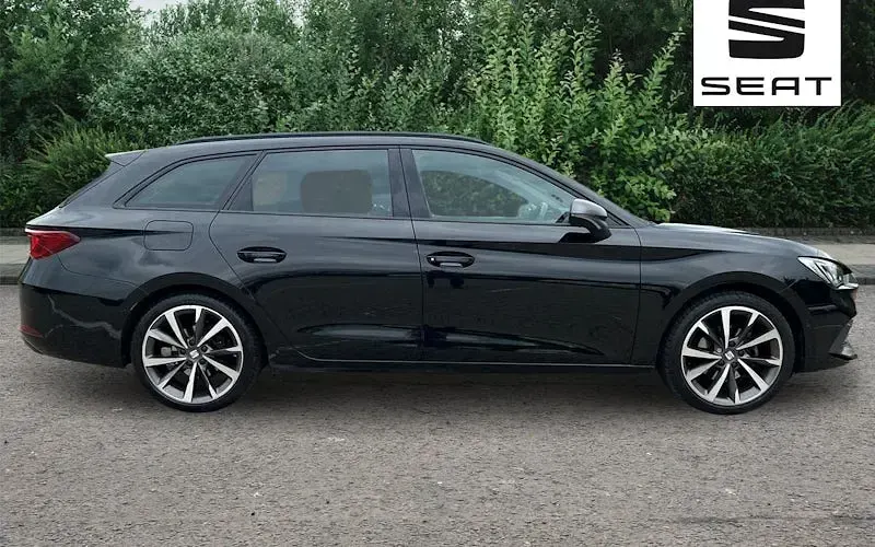 Usado Seat Leon FR Sport 150 HP (110 kW) 2023 Carrinha