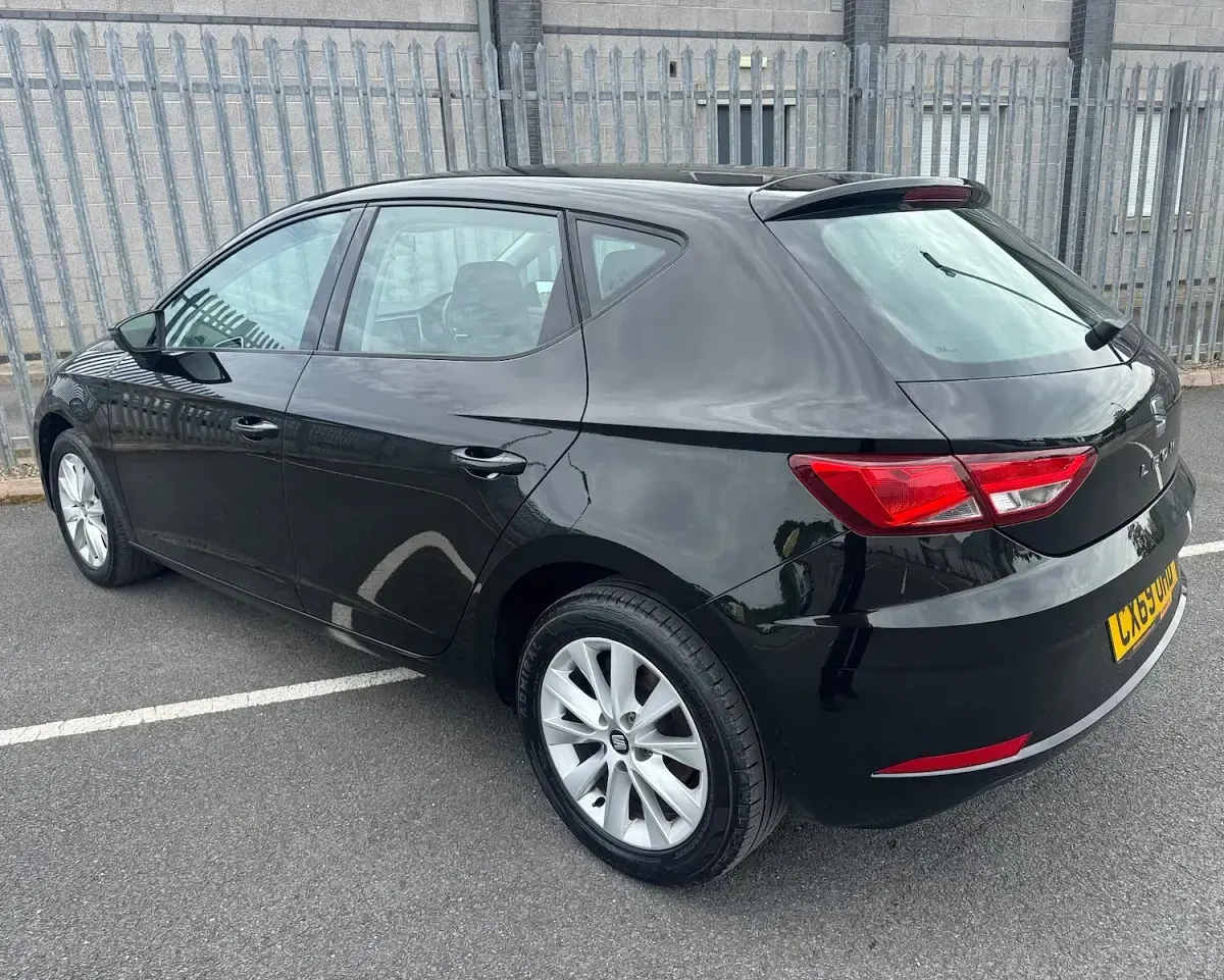 Used Seat Leon SE 130 HP (95 kW) 2019 Black Hatchback