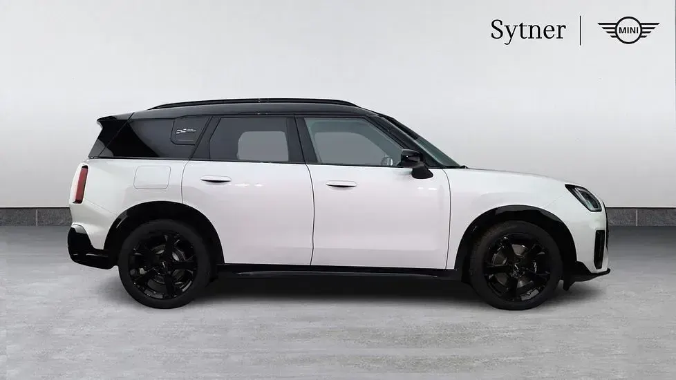 Used Mini Countryman 168 HP (123 kW) 2024 White SUV