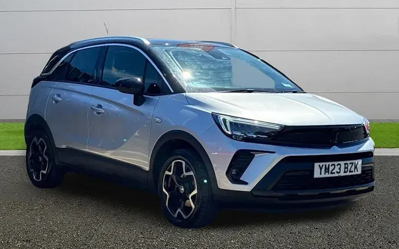 Begagnad Vauxhall Crossland Ultimate 131 HK (96 kW) 2023 SUV
