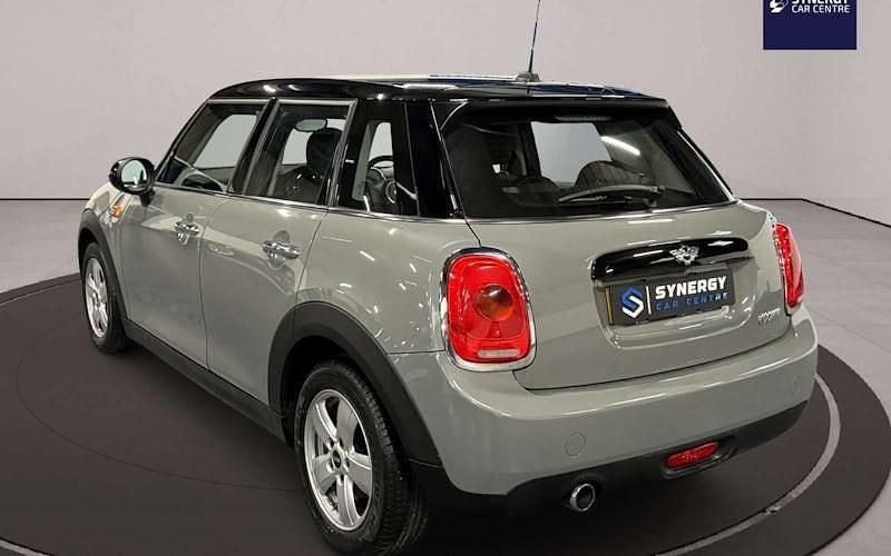 Used Mini Cooper Hatch 136 HP (100 kW) 2017 Hatchback