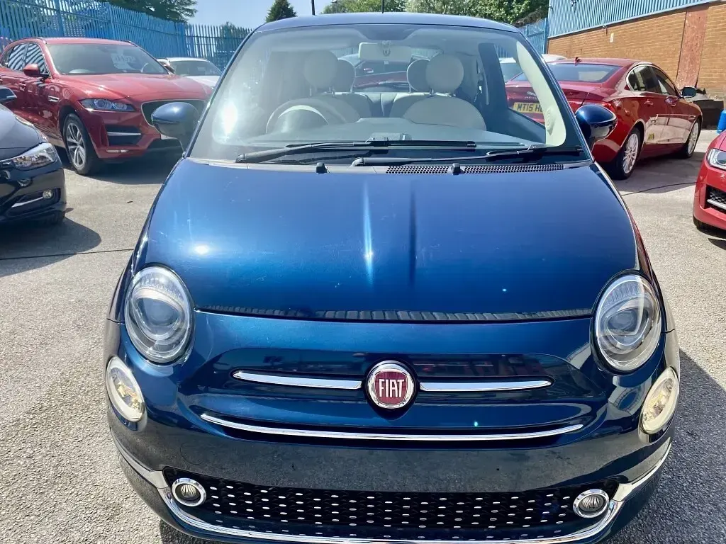 Used Fiat 500 Lounge 85 HP (62 kW) 2016 Blue Hatchback
