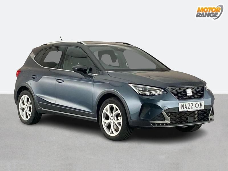 Grey Used 2022 Seat Arona FR SUV | £13,395 (Good price) - Image 1/4