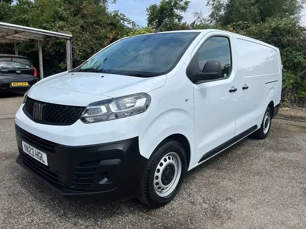 Used Fiat Scudo S 100 HP (73 kW) 2023 White Van