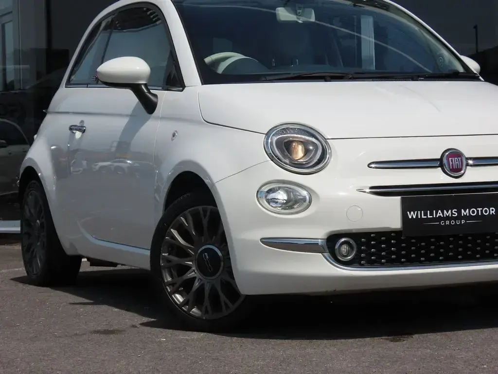 Used Fiat 500C Lounge 69 HP (50 kW) 2016 White Cabriolet