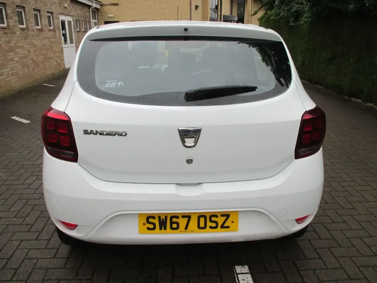 Used Dacia Sandero Ambiance 2018 White Hatchback