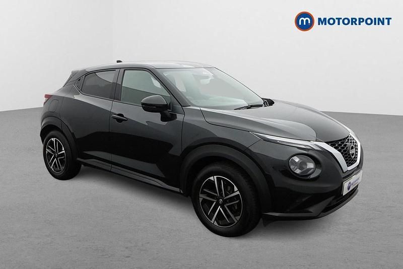 Black Used 2024 Nissan Juke N-Connecta SUV | £15,599 (Fair price) - Image 1/4