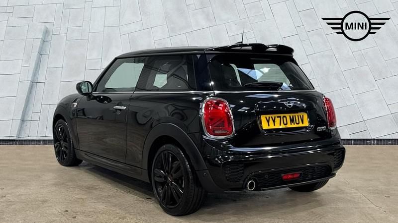 Używany Mini Cooper Hatch 134 KM (98 kW) 2020 Czarny Hatchback