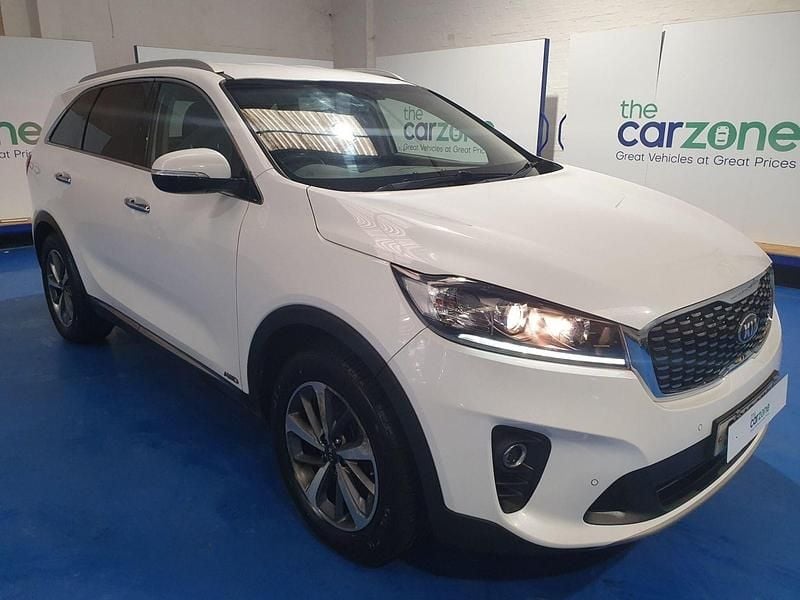 White Used 2019 Kia Sorento SUV | £12,999 (Good price) - Image 1/4