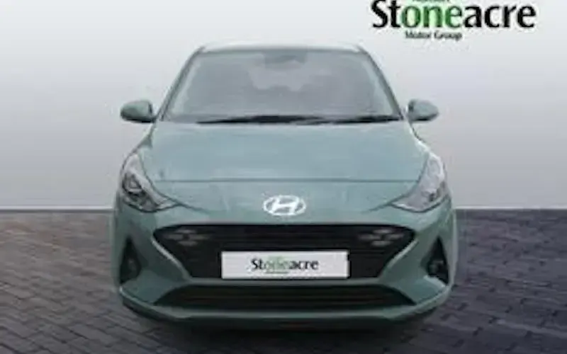 New Hyundai i10 Advanced 67 HP (49 kW) 2025 Green Hatchback