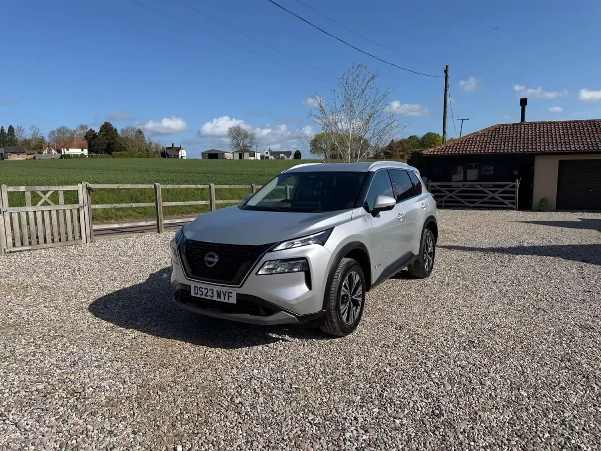 Used Nissan X-Trail N-Connecta 213 HP (156 kW) 2023 Silver SUV