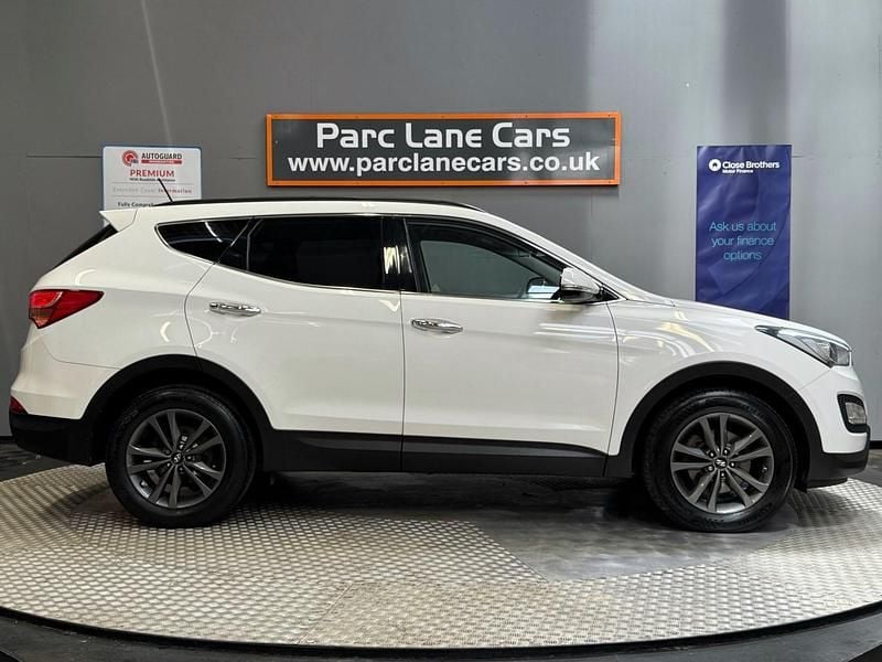 Used Hyundai Santa Fe Premium 194 HP (142 kW) 2014 White SUV