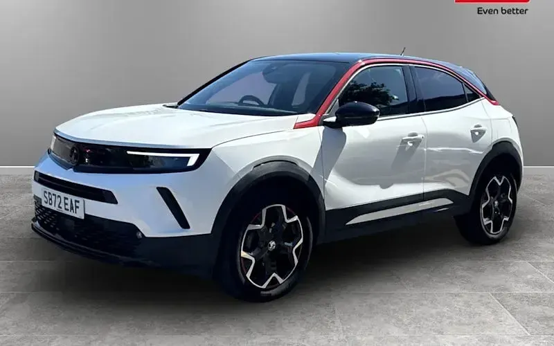 Used Vauxhall Mokka GS Line 131 HP (96 kW) 2022 White SUV