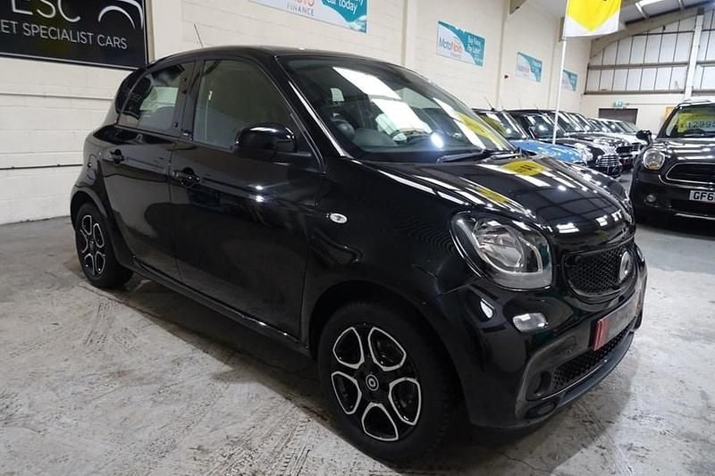 Black Used 2019 Smart ForFour Premium Hatchback | £10,000 (Fair price) - Image 1/1