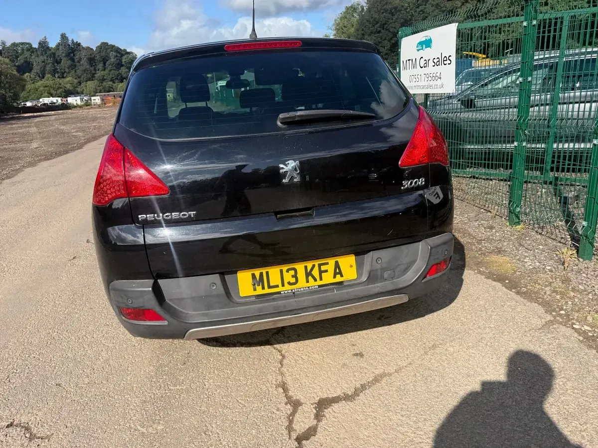 Used Peugeot 3008 Allure 163 HP (119 kW) 2013 Black Estate
