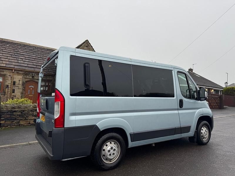 Used Peugeot Boxer 2017 Blue Van