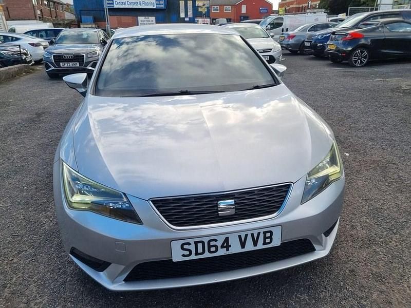 Used Seat Leon SE 105 HP (77 kW) 2014 Silver Hatchback