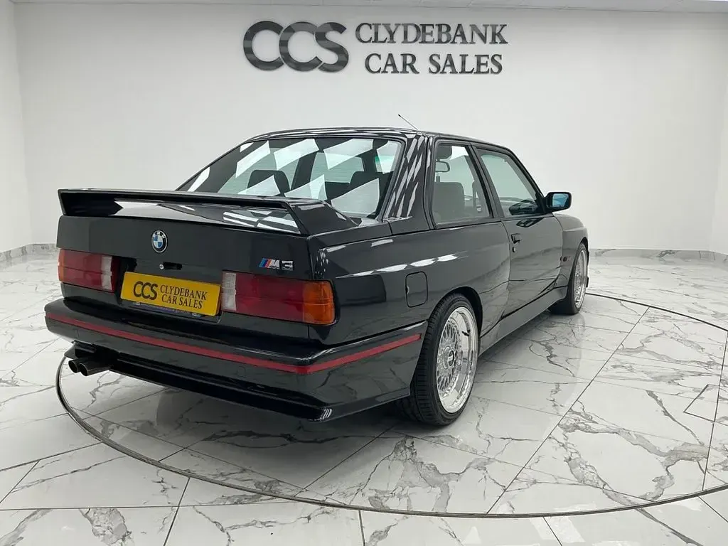 Used BMW M3 200 HP (147 kW) 1990 Black Coupe