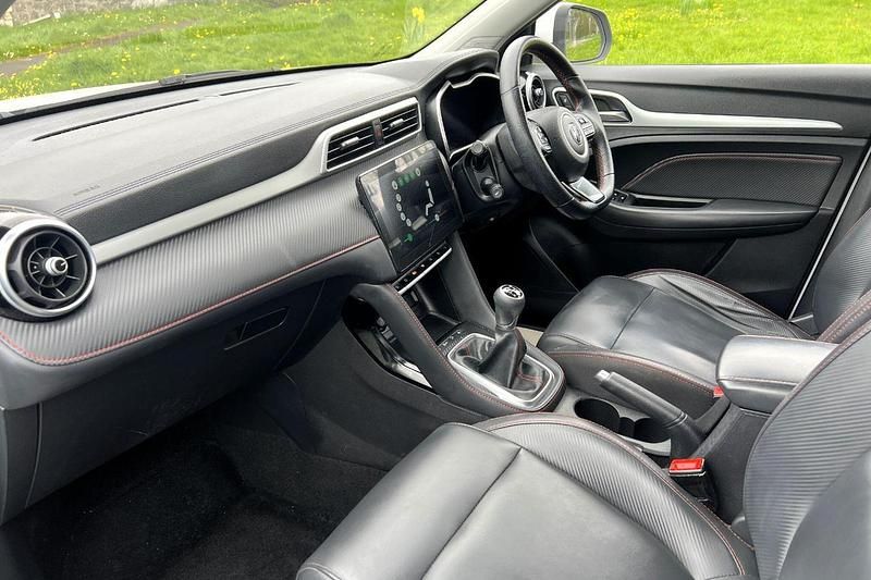 Used MG ZS Exclusive 105 HP (77 kW) 2022 White SUV