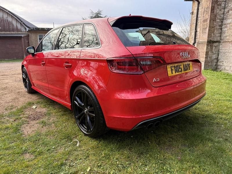 Used Audi A3 S-Line 125 HP (91 kW) 2015 Red Hatchback