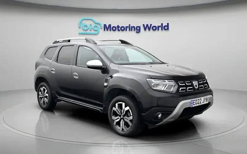 Käytetty Dacia Duster Prestige 91 HP (66 kW) 2022 Musta Katumaasturi