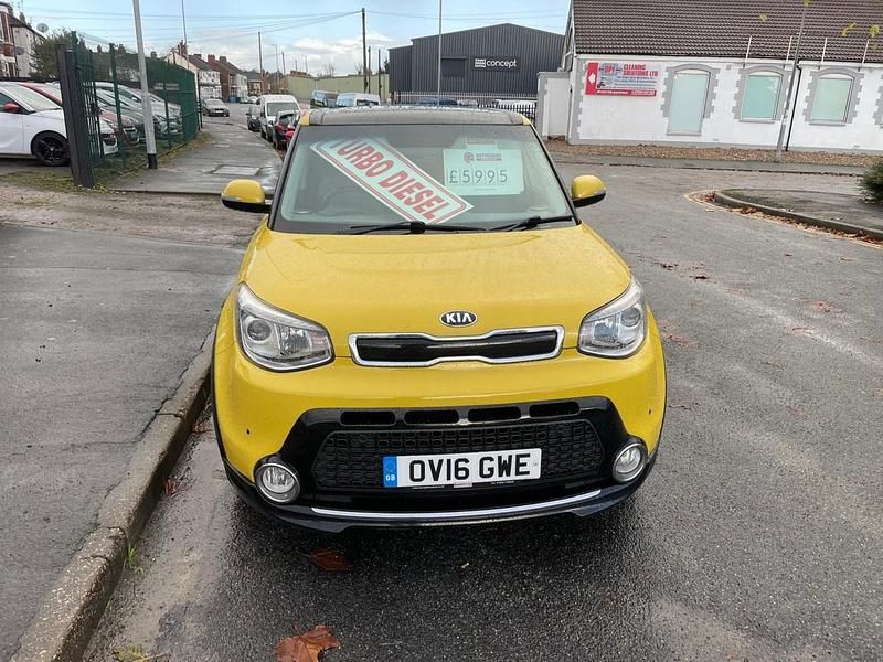 Used Kia Soul 134 HP (98 kW) 2016 Yellow SUV
