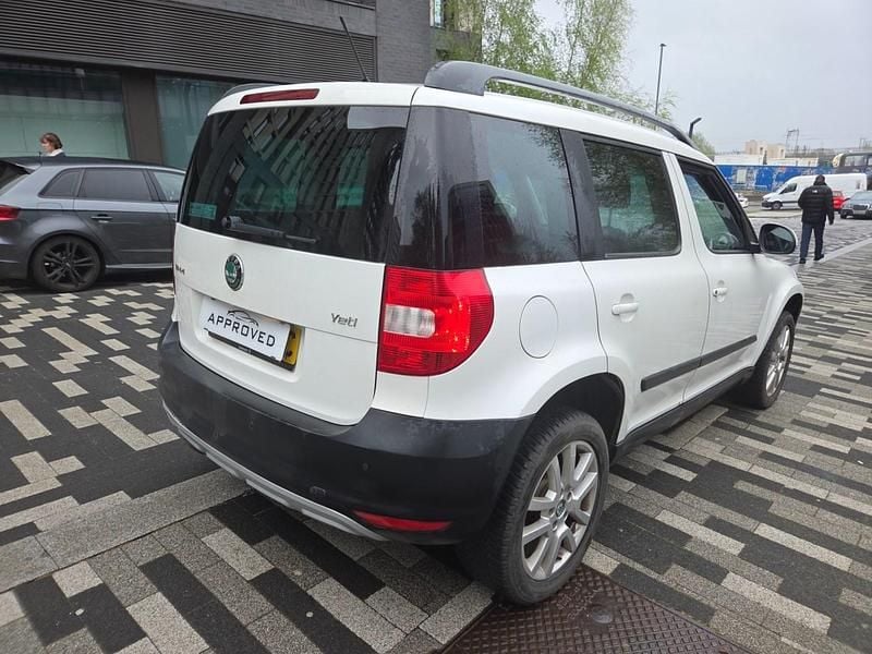 Used Skoda Yeti Elegance 140 HP (102 kW) 2012 White SUV