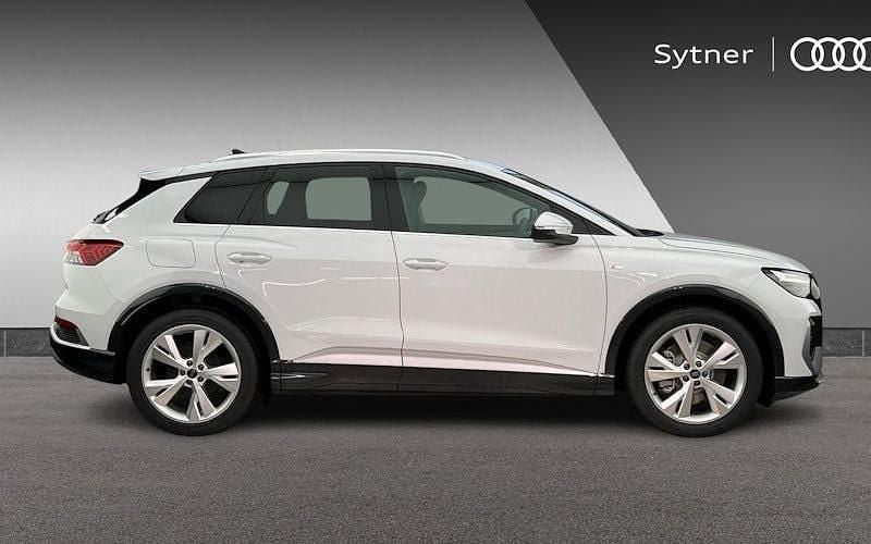 New Audi Q4 e-tron S-Line 150 kW (204 HP) 2026 SUV