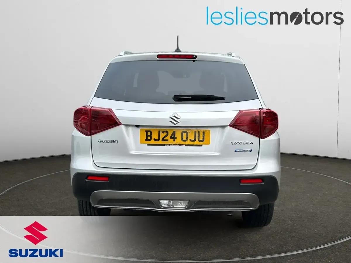 Używany Suzuki Vitara SZ-T 129 KM (94 kW) 2024 Srebrny SUV