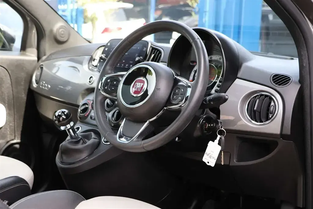 Used Fiat 500 Dolcevita 70 HP (51 kW) 2021 Grey Hatchback