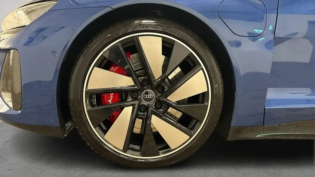 Used Audi RS e-tron GT Business 475 kW (646 HP) 2024 Blue Sedan