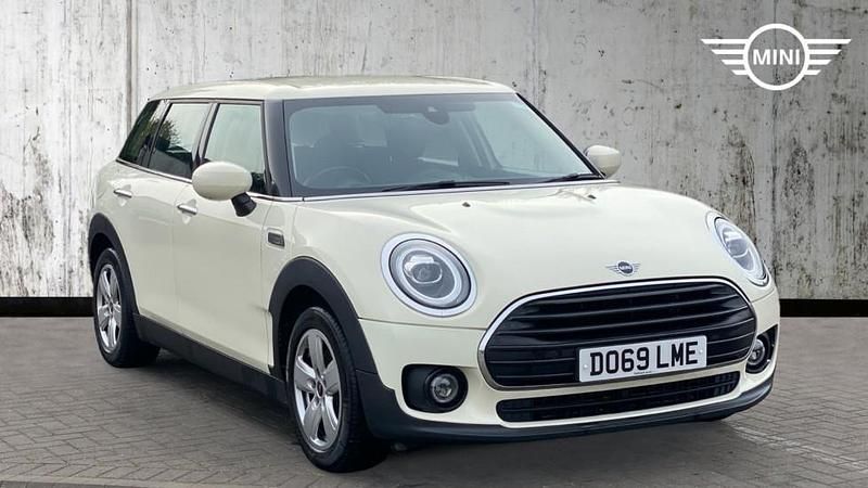 White Used 2019 Mini Cooper Clubman Classic Estate | £12,999 (Expensive) - Image 1/3