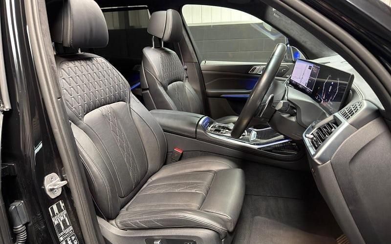 Used BMW X7 M Sport 352 HP (258 kW) 2026 SUV