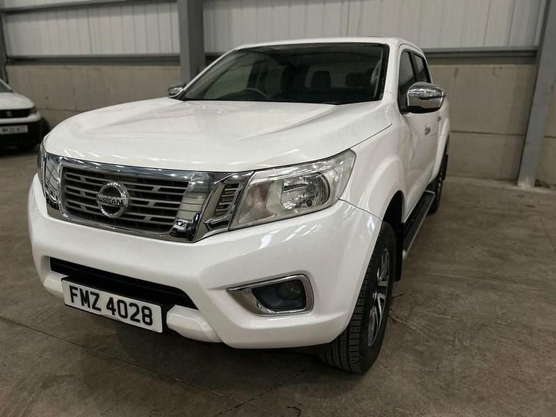 Used Nissan Navara N-Connecta 190 HP (139 kW) 2018 White Pickup