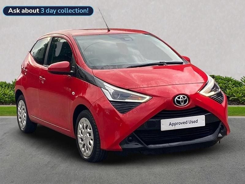 Red Used 2021 Toyota Aygo X-play Hatchback | £10,019 (Fair price) - Image 1/4
