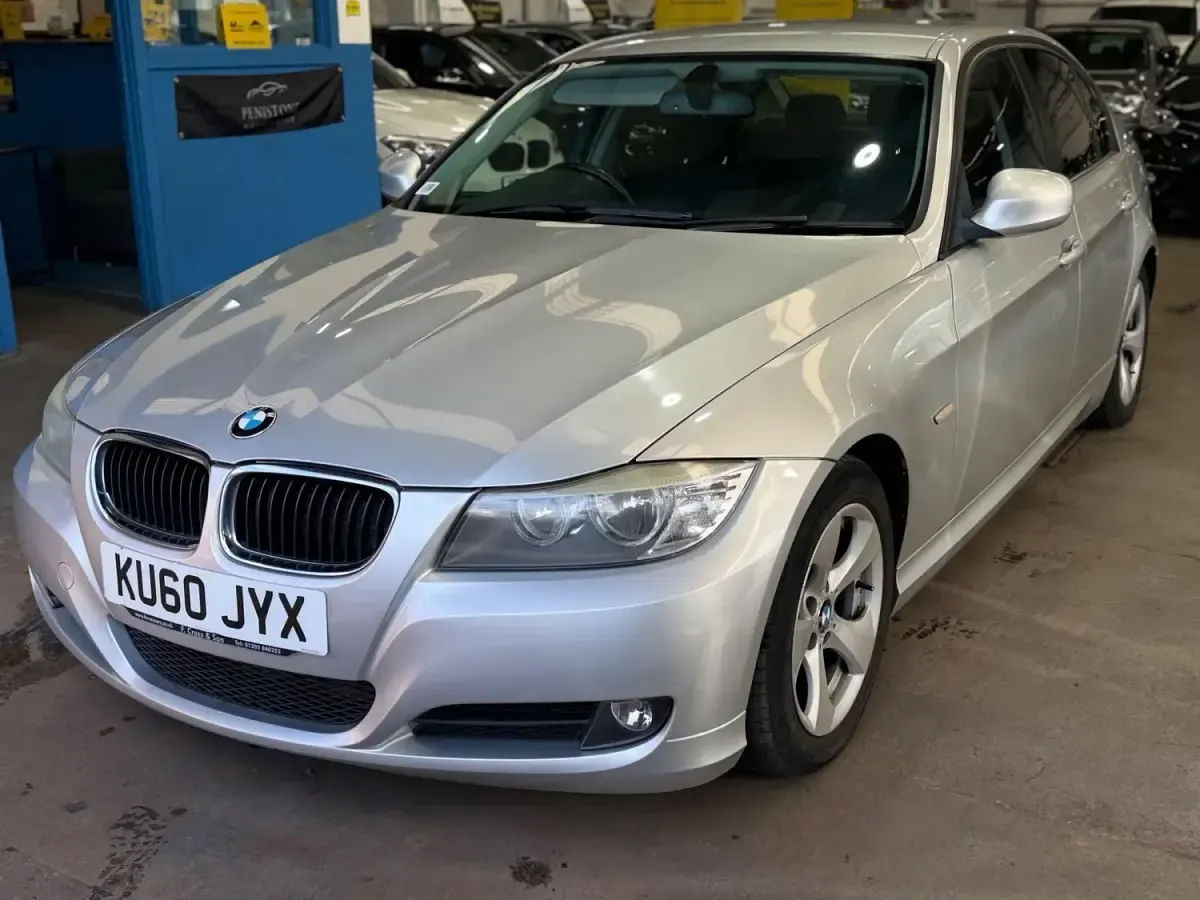 Used BMW 320 Efficient Dynamics 2011 Silver Sedan