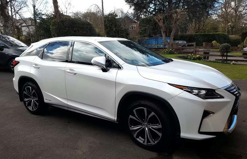 Used Lexus RX450h Luxury Line 2017 White SUV