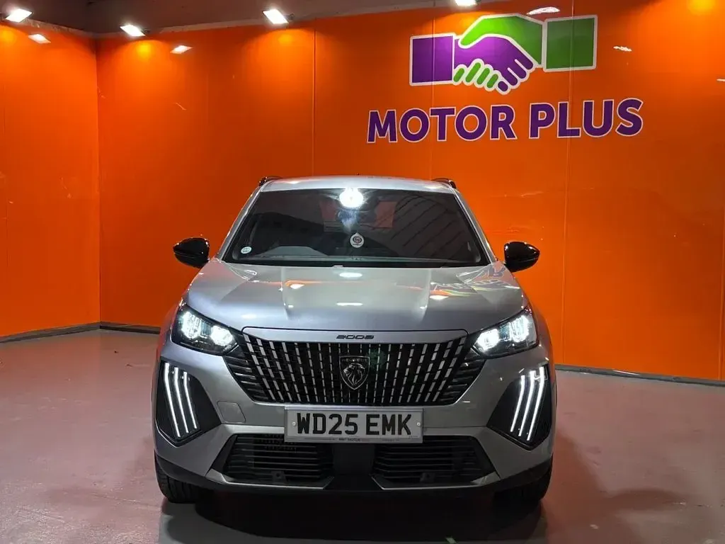Used Peugeot 2008 Allure 100 HP (73 kW) 2025 Grey SUV