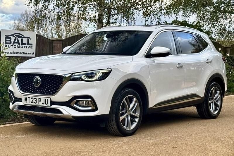 White Used 2023 MG HS Exclusive SUV | £15,450 (Fair price) - Image 1/1