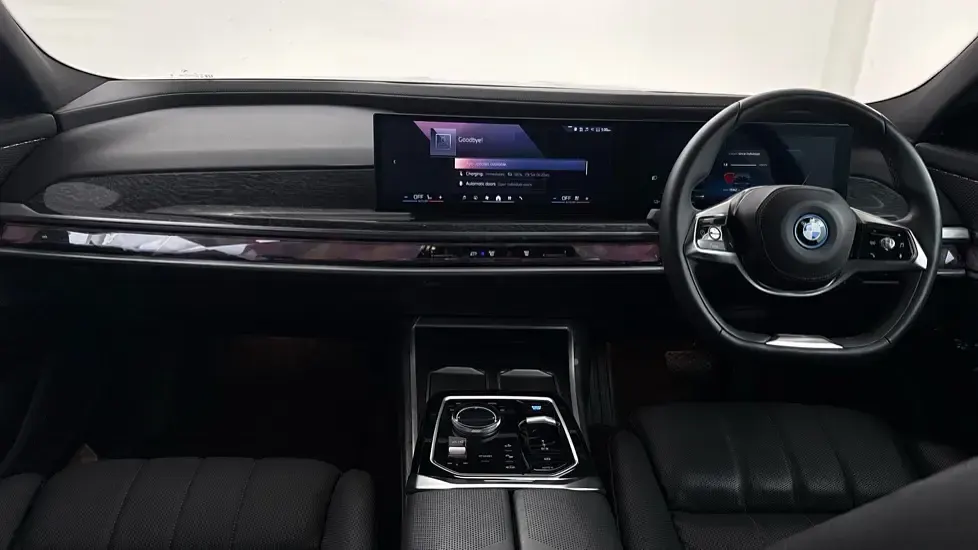 Used BMW i7 Comfort Edition 400 kW (544 HP) 2025 Black Sedan