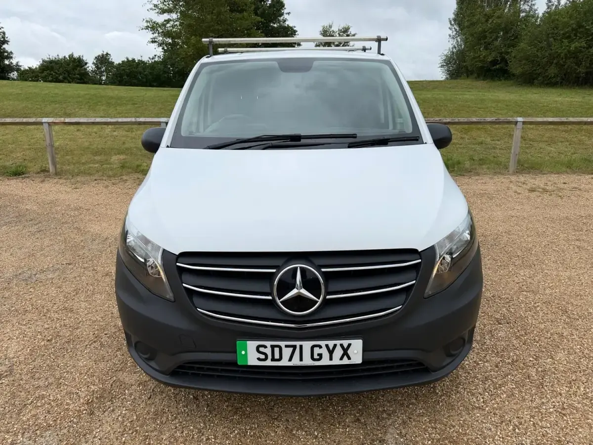 Used Mercedes e-Vito Progressive 85 kW (116 HP) 2021 White Van