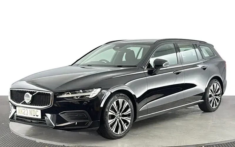 Used Volvo V60 Core 163 HP (119 kW) 2022 Estate