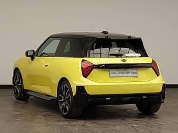 Used Mini Cooper Sport 135 kW (184 HP) 2025 Yellow Hatchback