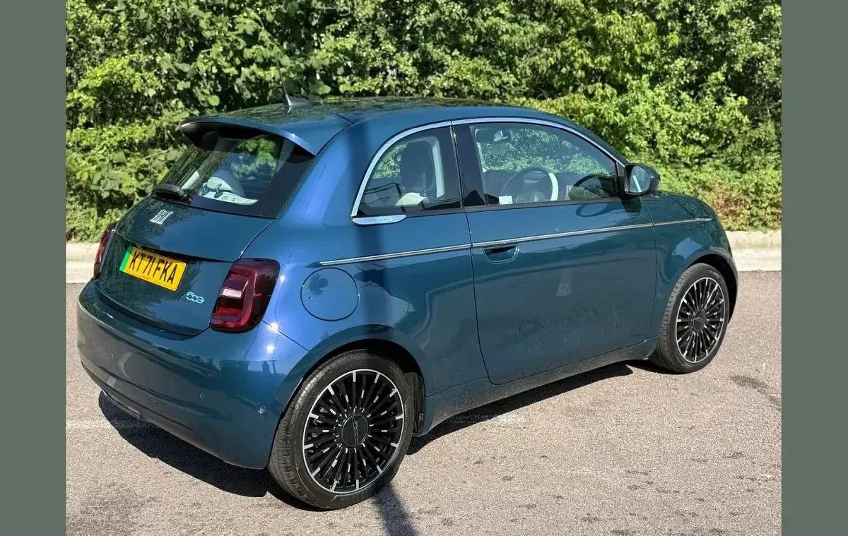 Used Fiat 500e La Prima 86 kW (118 HP) 2021 Green Hatchback