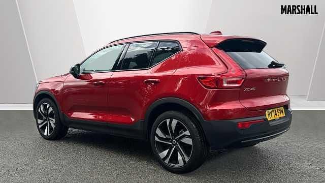 Used Volvo XC40 Ultra 197 HP (144 kW) 2025 Red SUV
