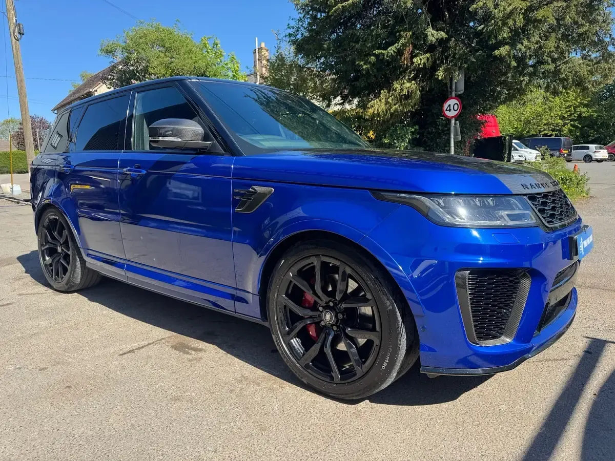 Used Land Rover Range Rover Sport SVR 575 HP (422 kW) 2018 Blue SUV