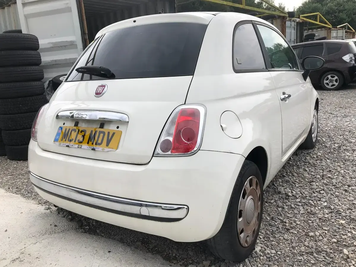 Used Fiat 500 85 HP (62 kW) 2025 White Hatchback